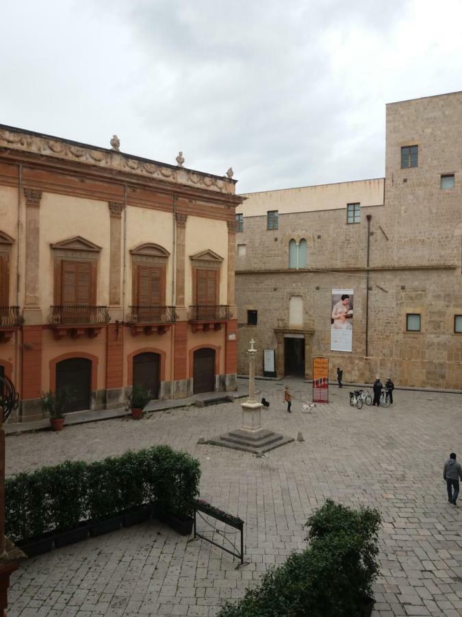 La Stanza Del Vicolo Appartement Palermo Buitenkant foto