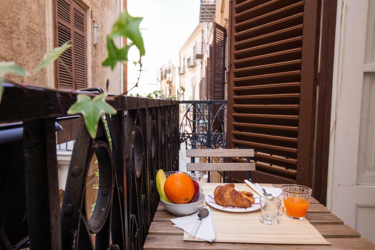 La Stanza Del Vicolo Appartement Palermo Buitenkant foto